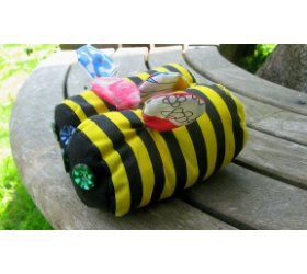 Buzzing Bee - Handmade by Honey Beeswax