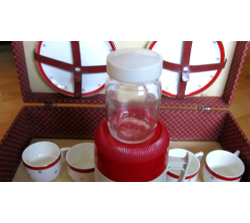 Sirram Picnic Basket - Interesting Collectables from Honey Beeswax